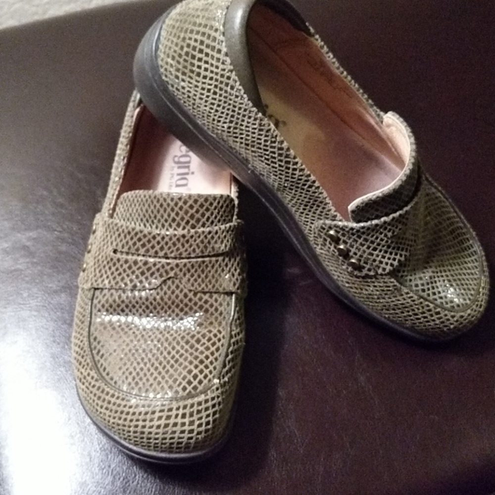 Algeria Green Leather Snakeskin Loafers